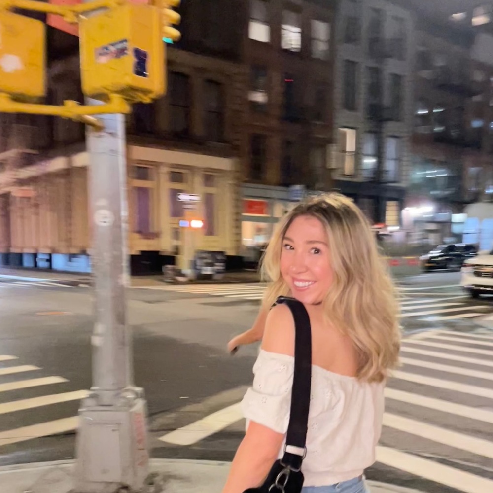 Meet your Posher, Alena